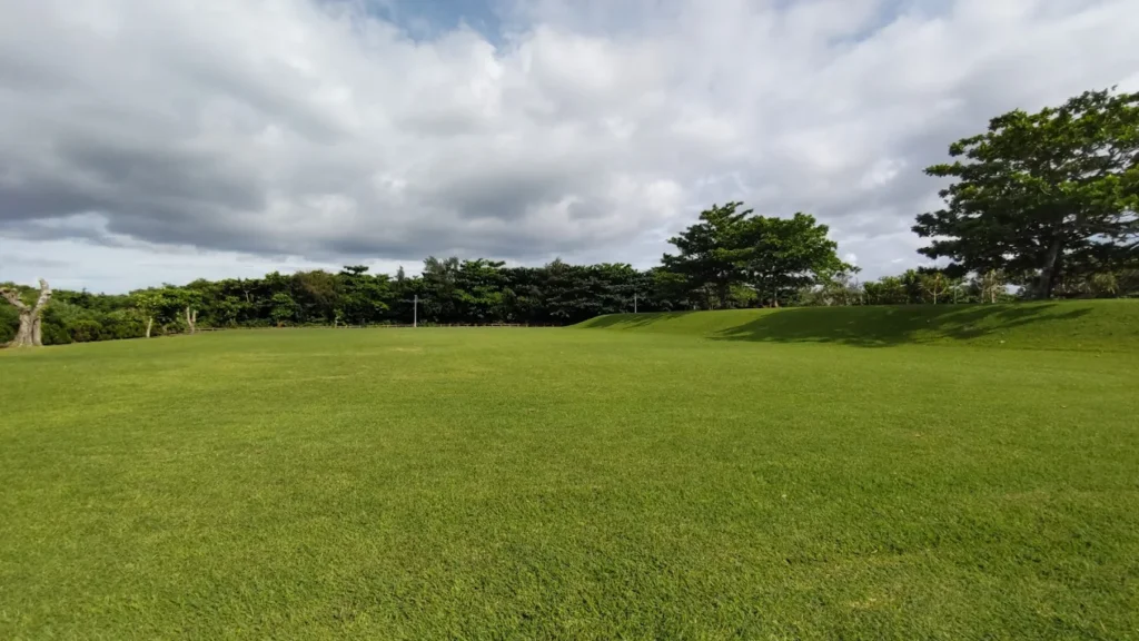 西原町吉の浦多目的広場